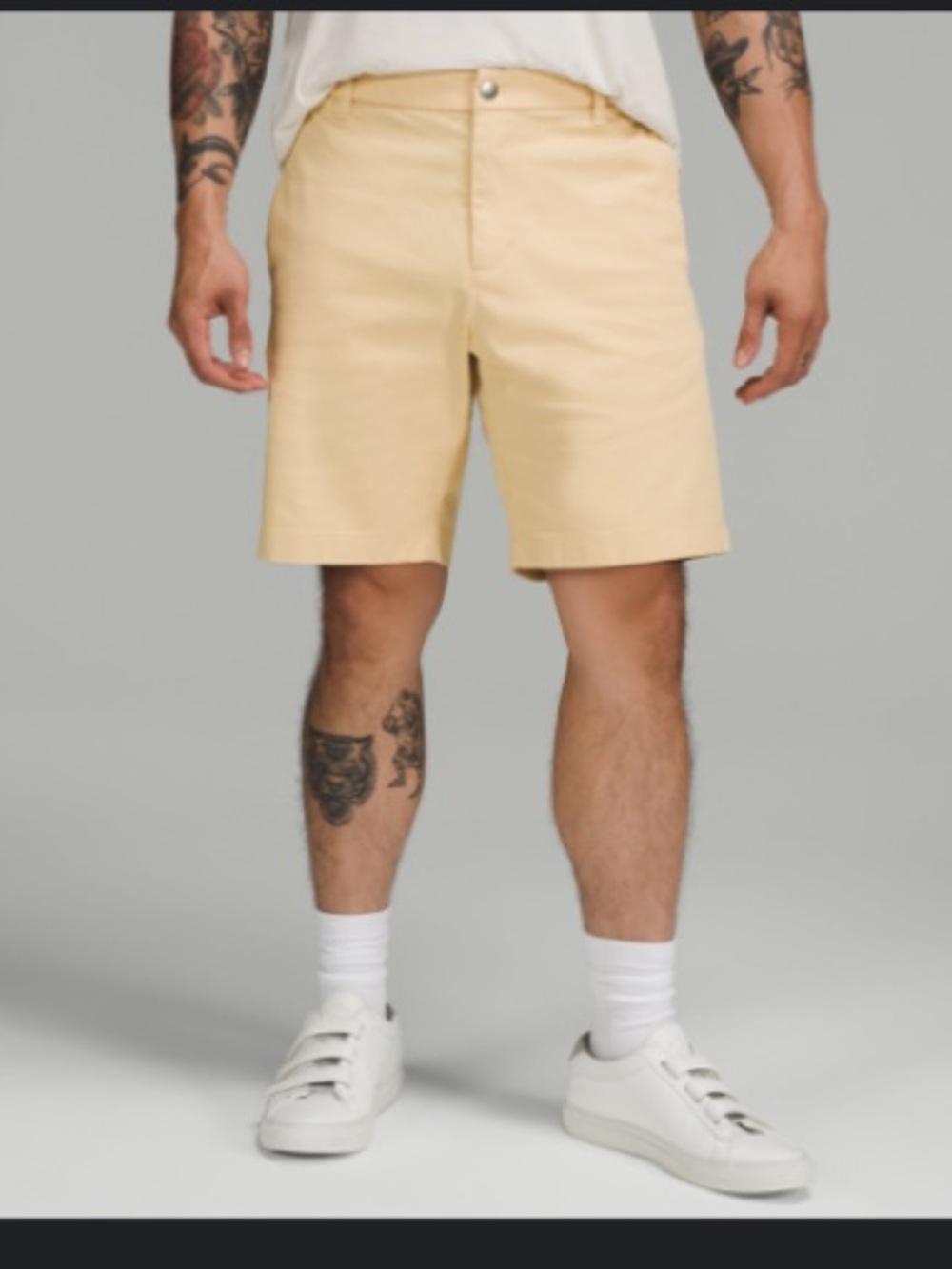 Lululemon Classic-Fit Oxford Shorts 9" - Prosecco/White